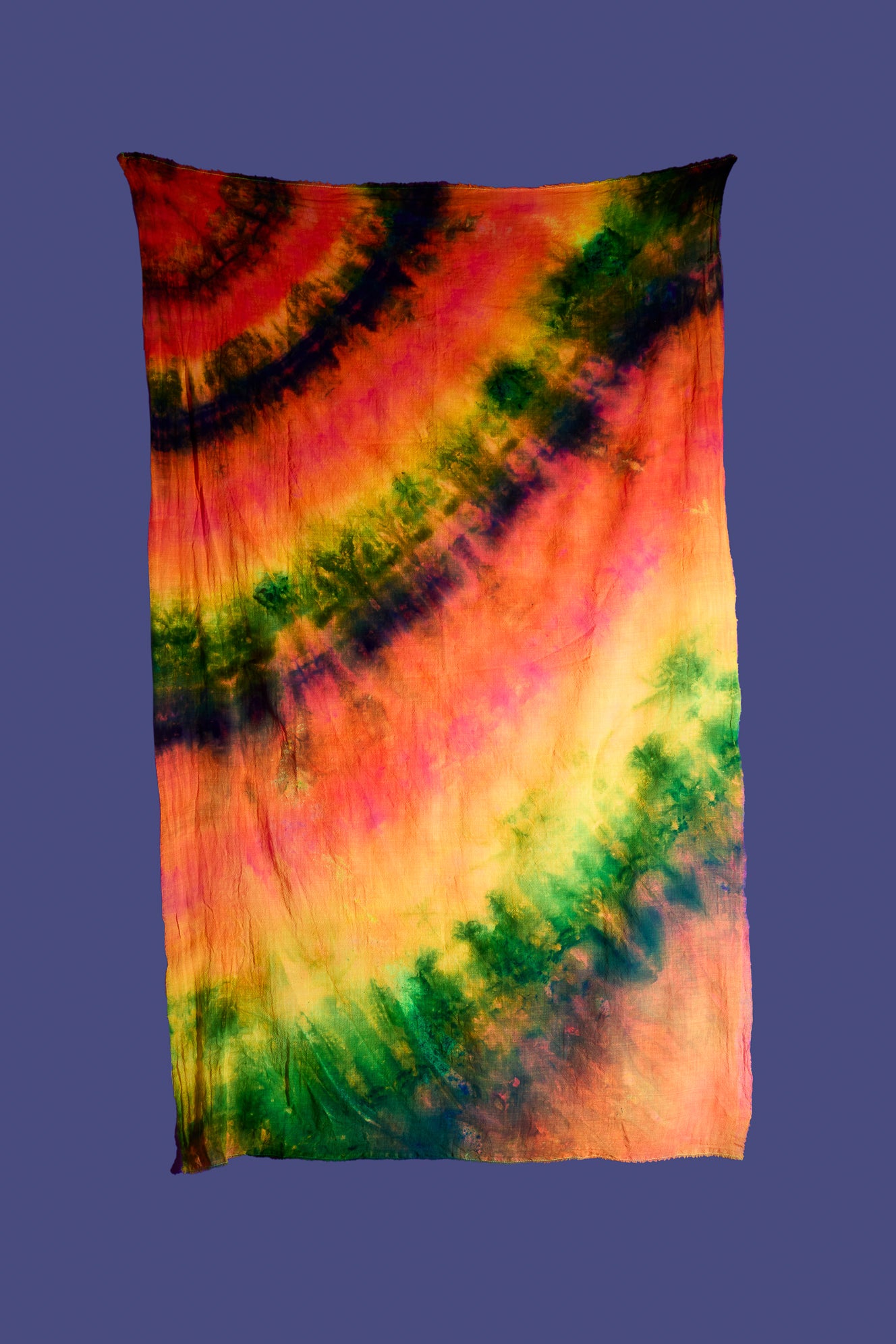 Fluoreszierendes Sarong Tuch "Psychedelic Rainbow"