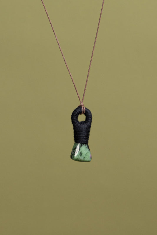 Fuchsit Talisman – Herzheilung • Selbstfürsorge • Feenenergie
